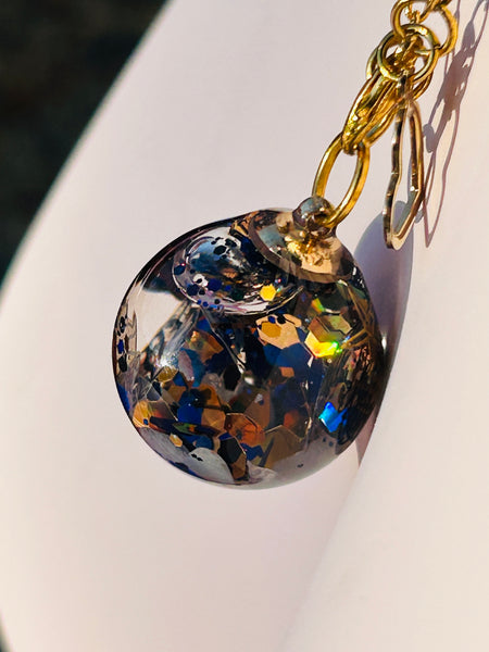 Deep Blue Luck Fairy Orb – 20mm Handcrafted Glass Pendant for Prosperity, Wisdom, and Flowing Wonder